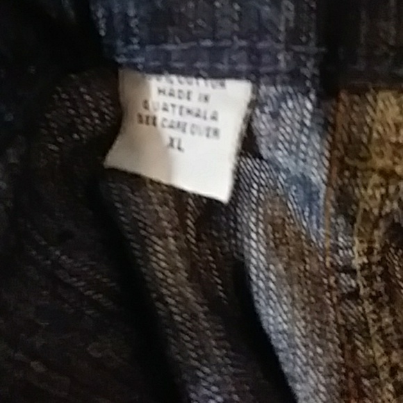 Skirt - Picture 3 of 3